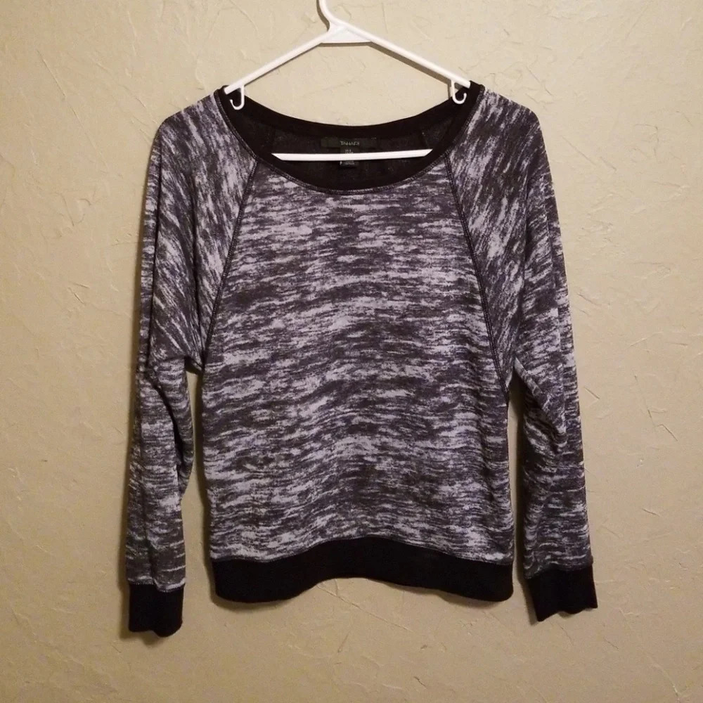 Tahari Heathered Black & Gray Sweater Small